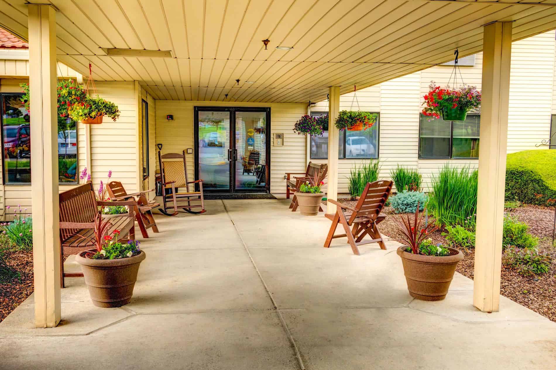Grande Ronde Retirement Residence Independent & Assisted Living (La