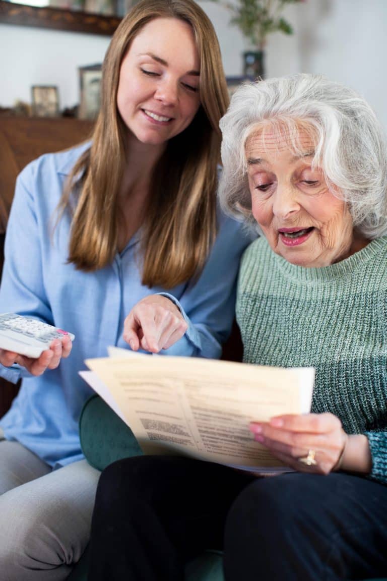 What to Do When an Elderly Parent Refuses to Move - Frontier Senior Living