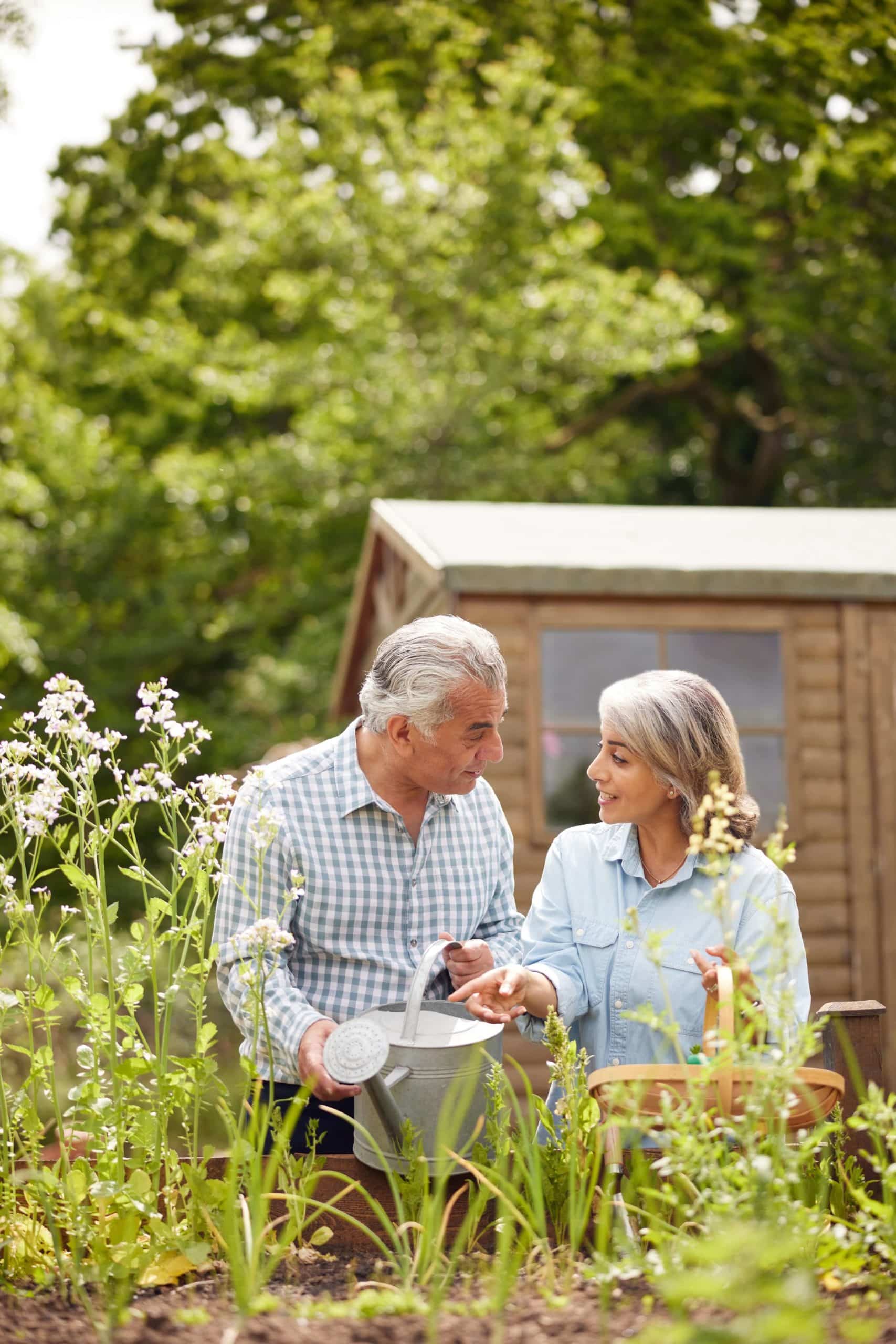 What to Do When an Elderly Parent Refuses to Move - Frontier Senior Living