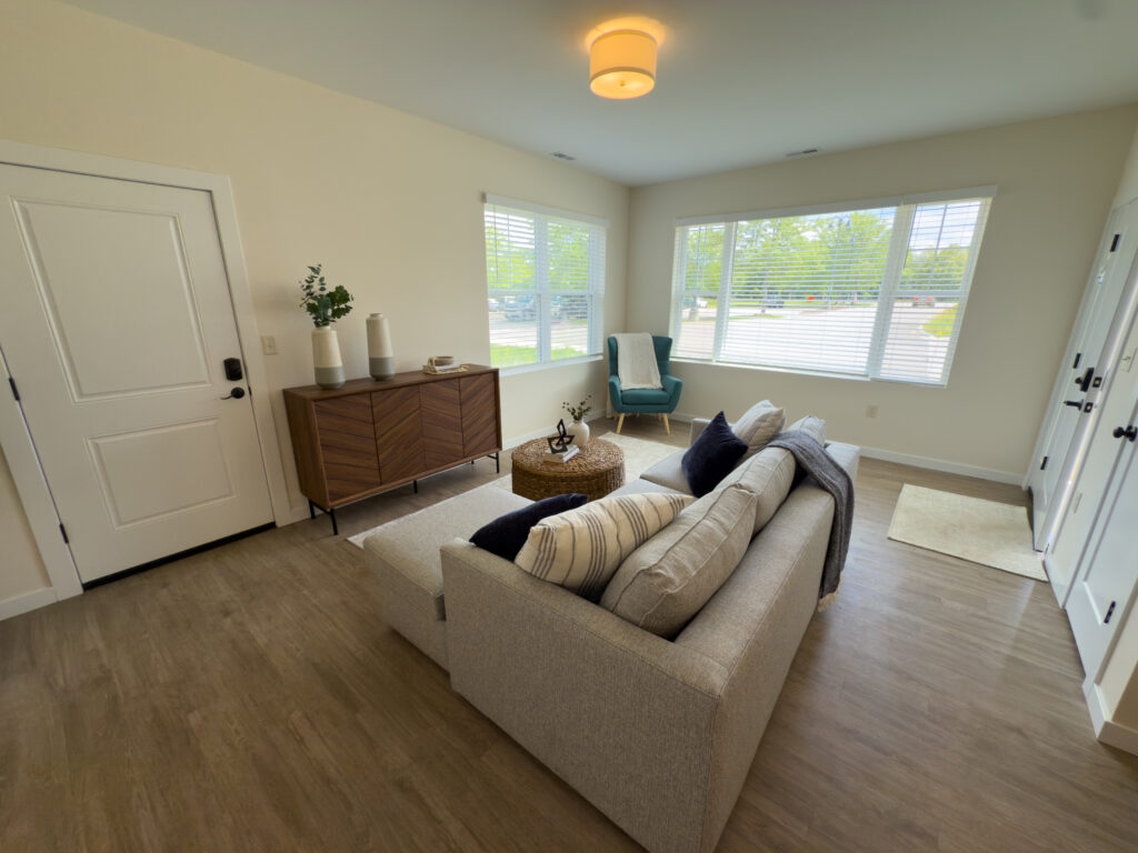 The Brant at Oswego: Luxurious Senior Living - Image 12