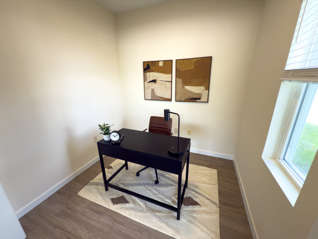The Brant at Oswego: Luxurious Senior Living - Image 7