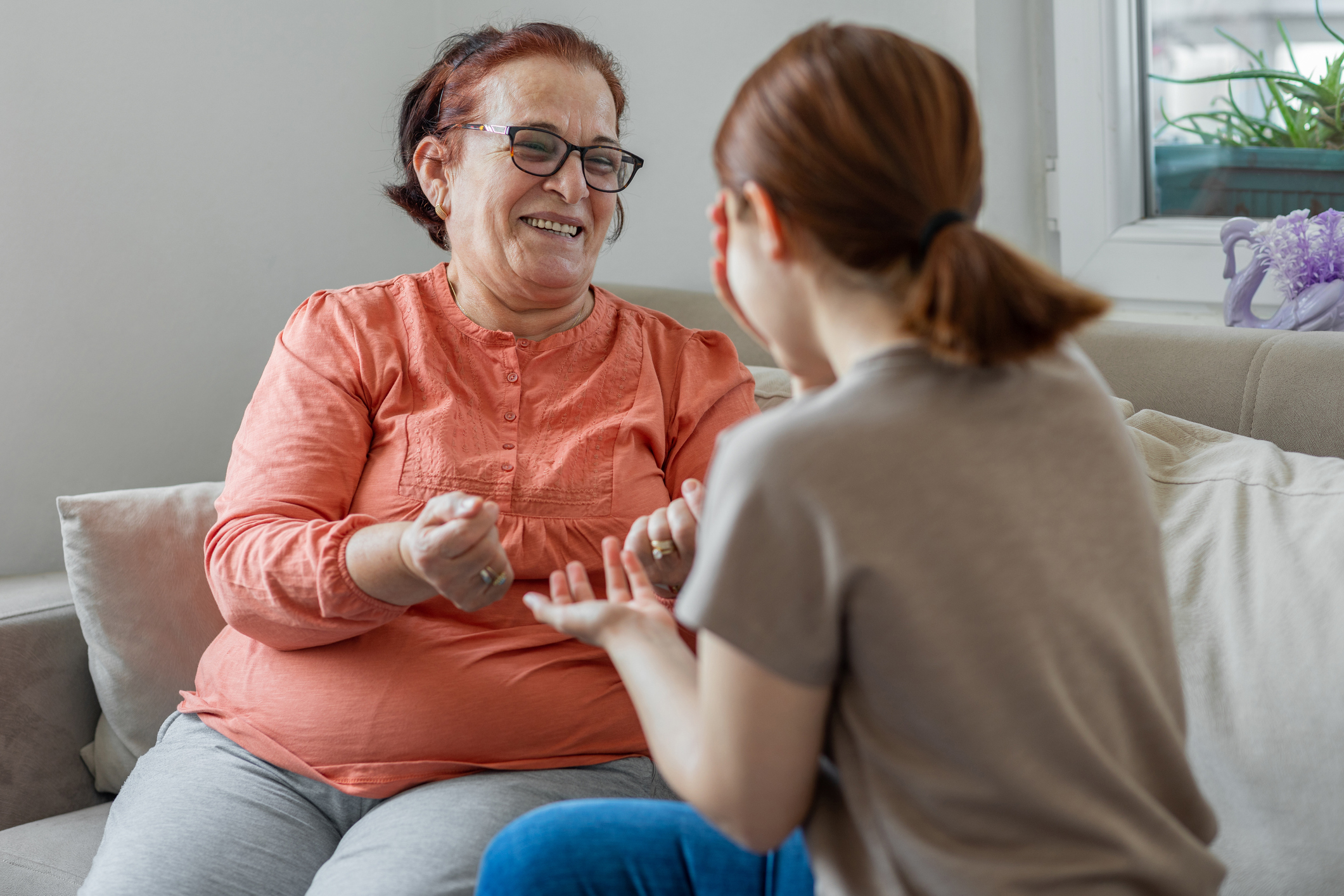 What Are the Duties of an In-Home Family Caregiver for the Elderly?
